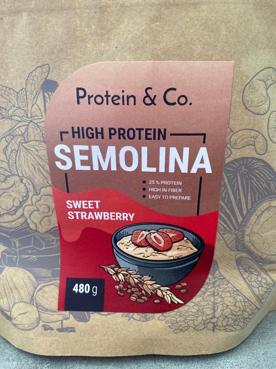 Fotografie - High protein semolina sweet strawberry Protein & Co.