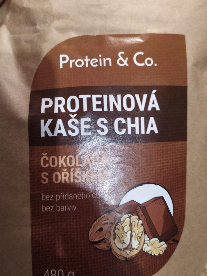Fotografie - Proteinová kaše s chia čokoláda s oříškem Protein & Co.