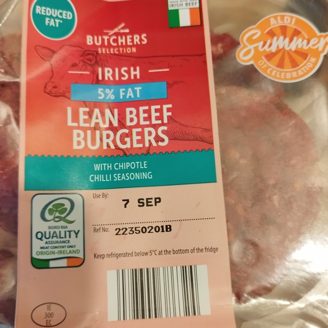 Fotografie - Irish 5% Fat Lean Beef Burgers with Chipotle Chilli Seasoning Butcher Selection