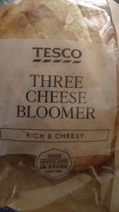 Fotografie - Three Cheese Bloomer - TESCO 