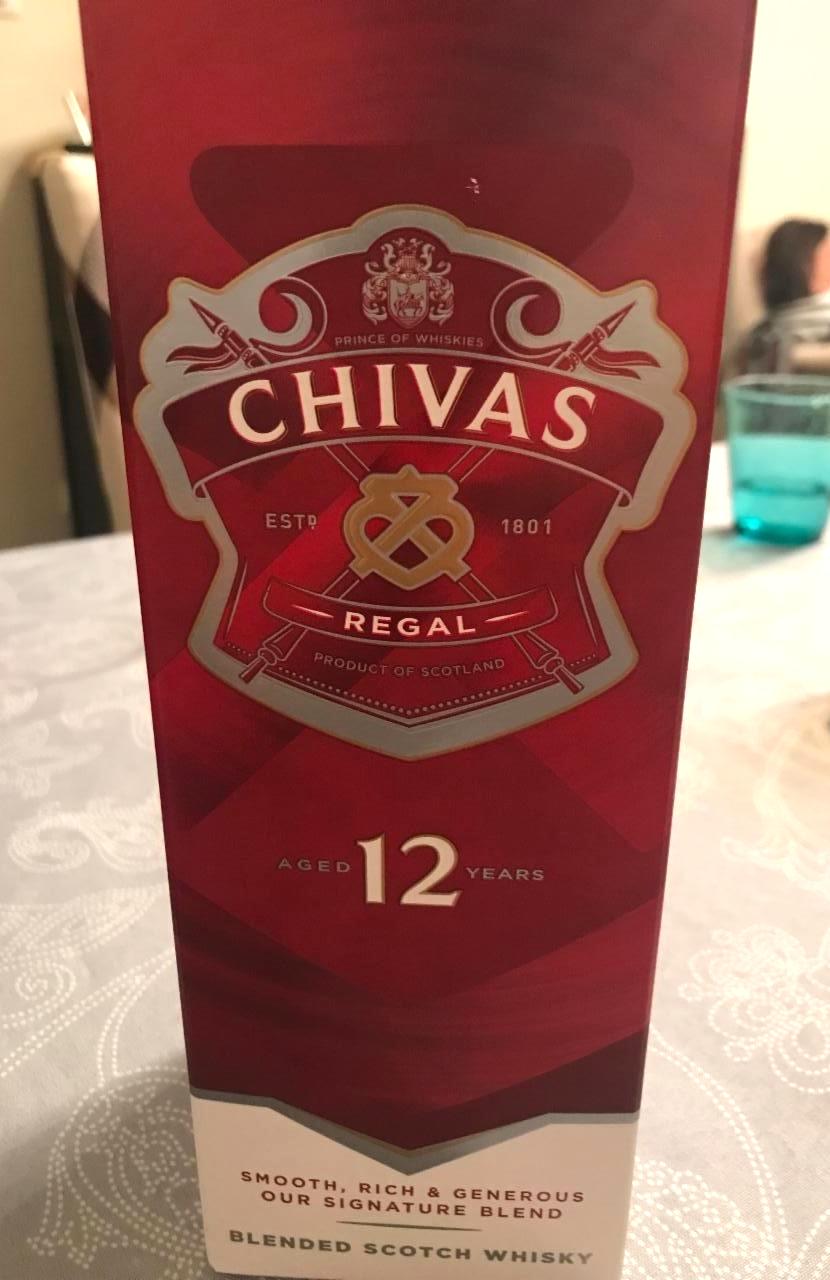 Fotografie - Chivas regal aged 12 year premium scotsch whiskey