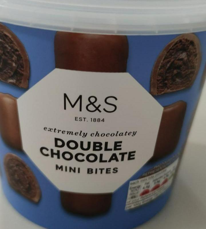 Fotografie - Extremely Chocolatey Double Chocolate Mini Bites M&S