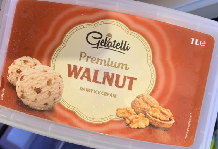 Fotografie - Premium walnut dairy ice cream Gelatelli