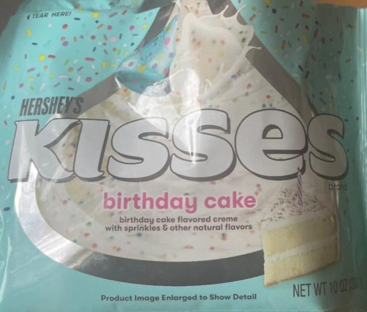 Fotografie - kisses birthday cake Hershey’s