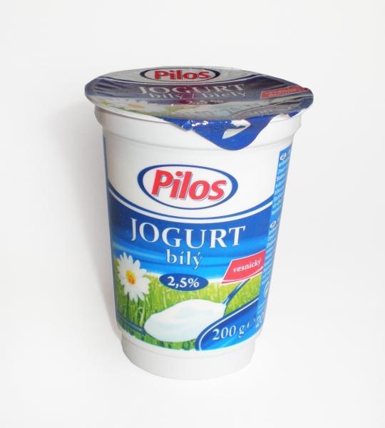 Fotografie - Bílý jogurt 2,5% tuku vesnický Pilos